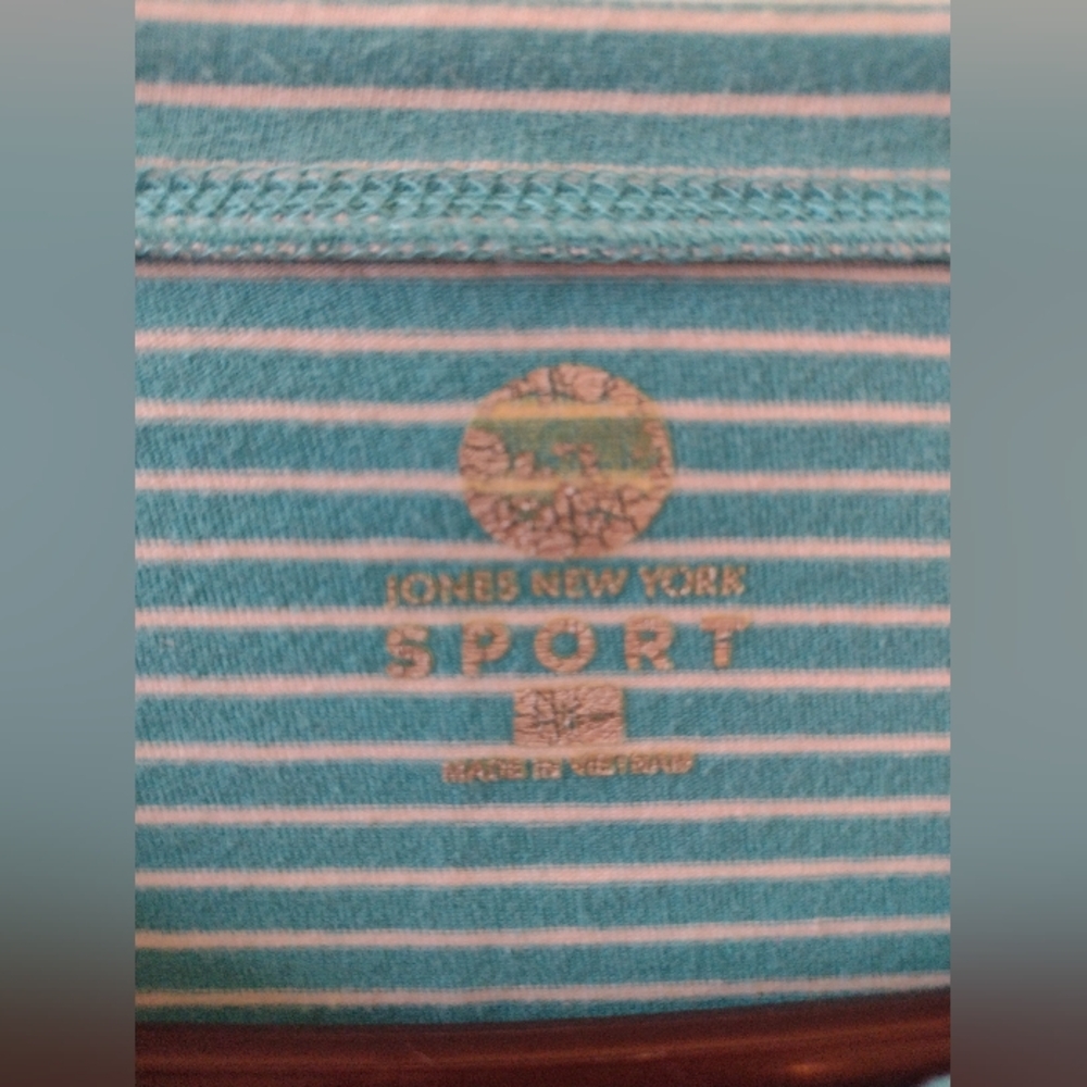 Jones New York Blue and White Short Sleeve Tee Size M. - Picture 7 of 10